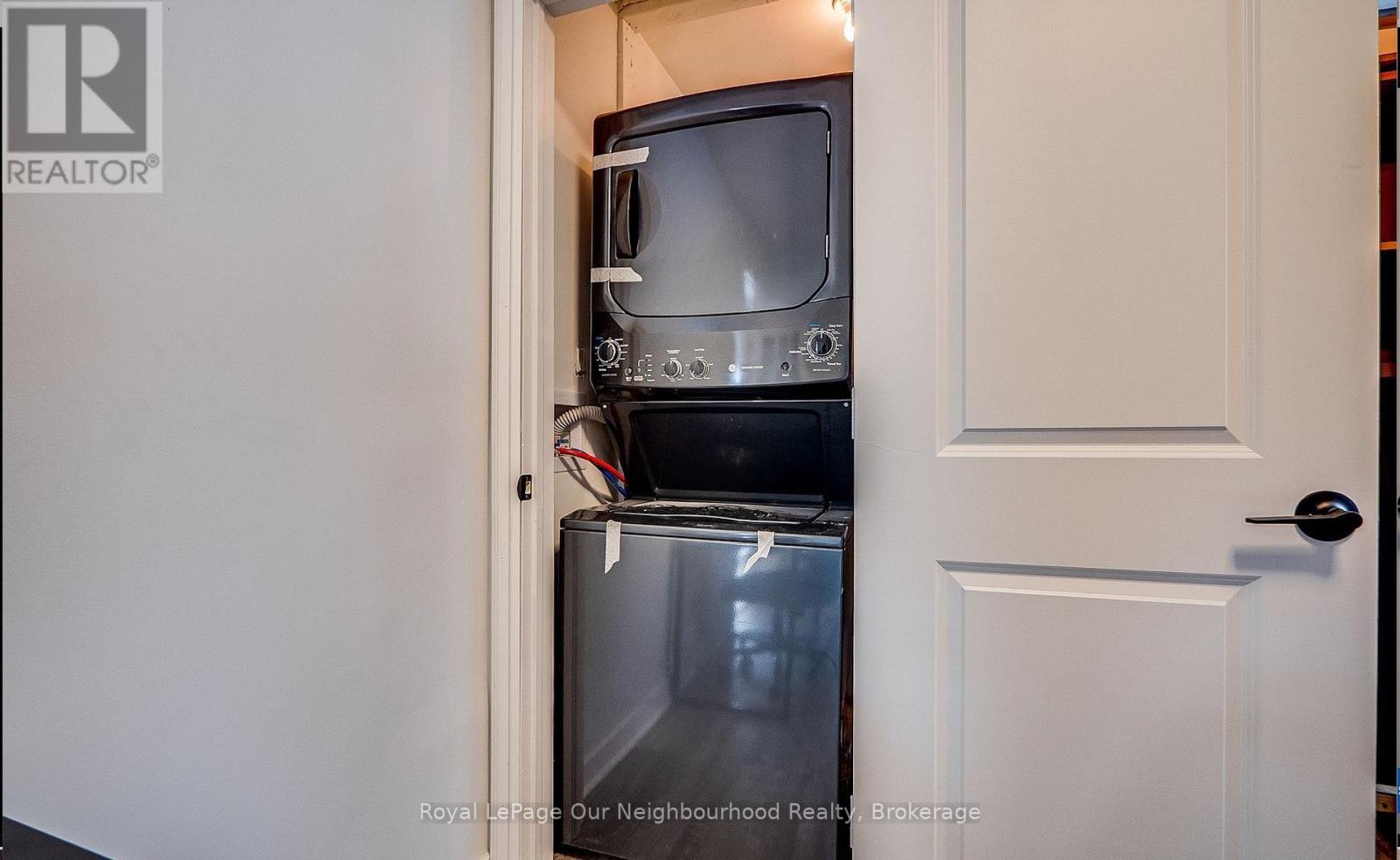 51 Main Street N, Milton (Campbellville), Ontario  L0P 1B0 - Photo 13 - W12956500