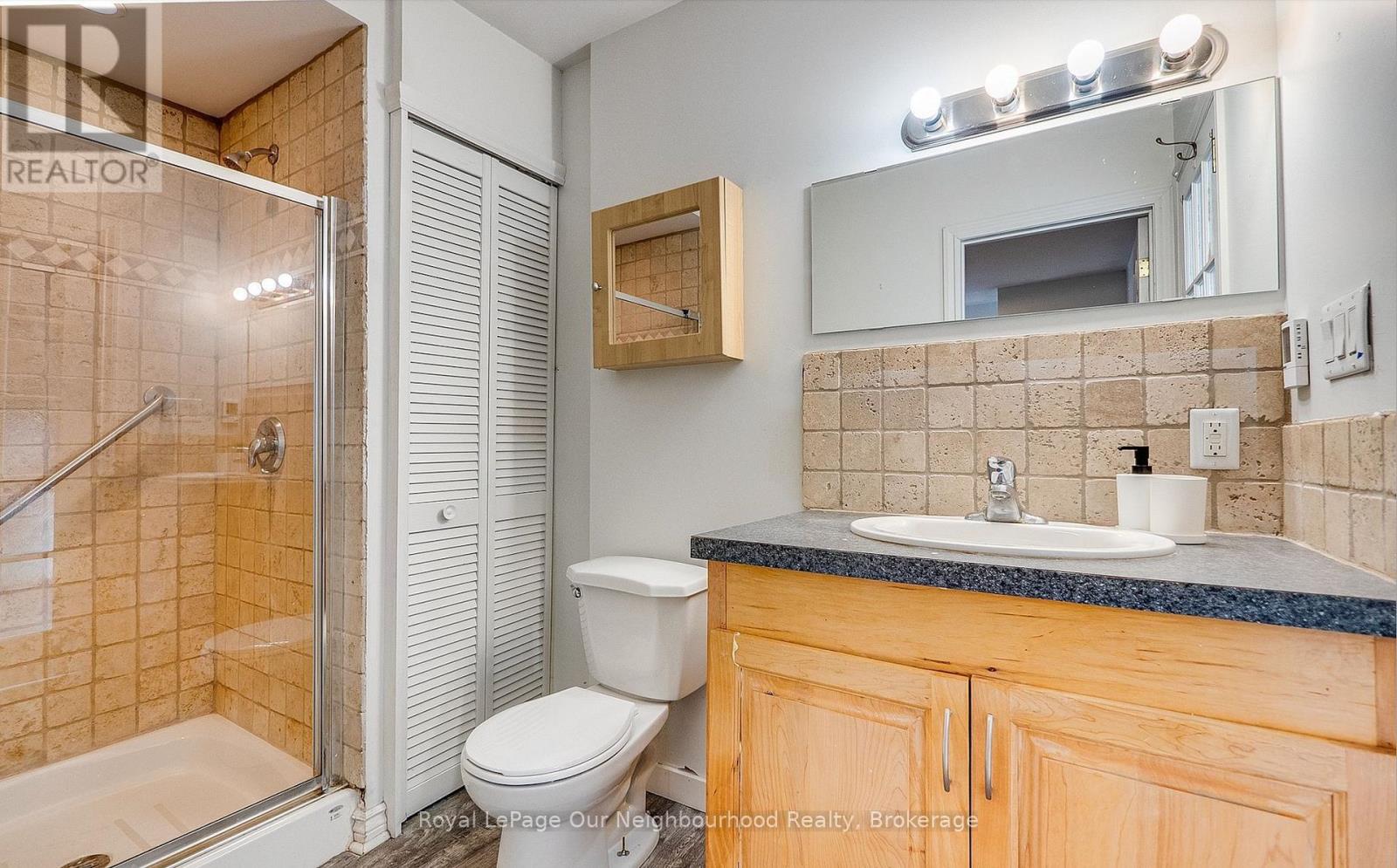 51 Main Street N, Milton (Campbellville), Ontario  L0P 1B0 - Photo 14 - W12956500