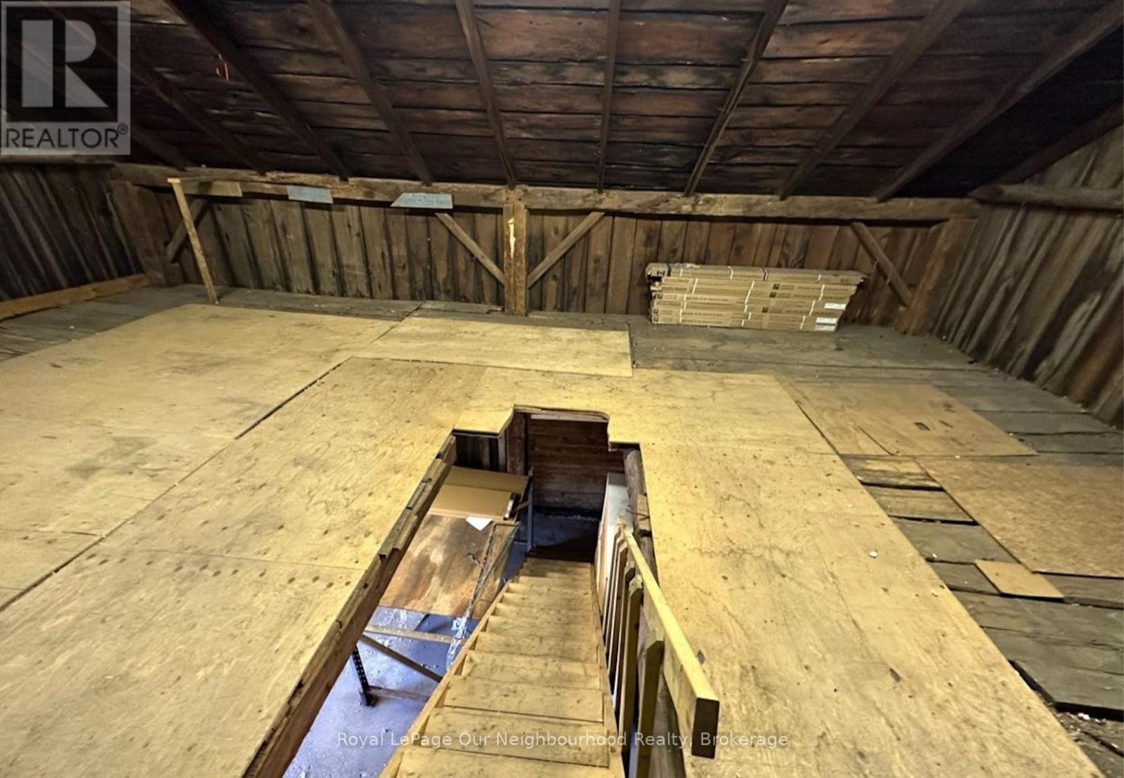 51 Main Street N, Milton (Campbellville), Ontario  L0P 1B0 - Photo 6 - W12956500