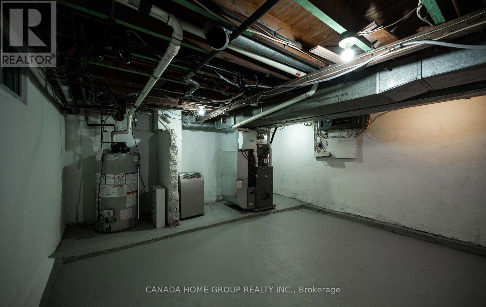 30 Main Street N, Milton (Campbellville), Ontario  L0P 1B0 - Photo 22 - W12956548