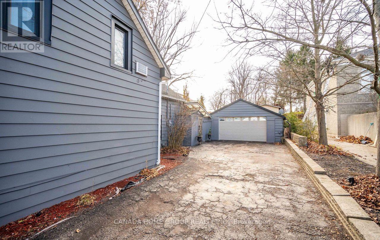 30 Main Street N, Milton (Campbellville), Ontario  L0P 1B0 - Photo 29 - W12956548