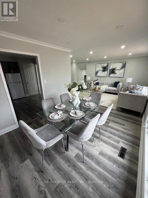 70 Greystone Crescent, Halton Hills (Georgetown), Ontario  L7G 1G9 - Photo 10 - W12960840