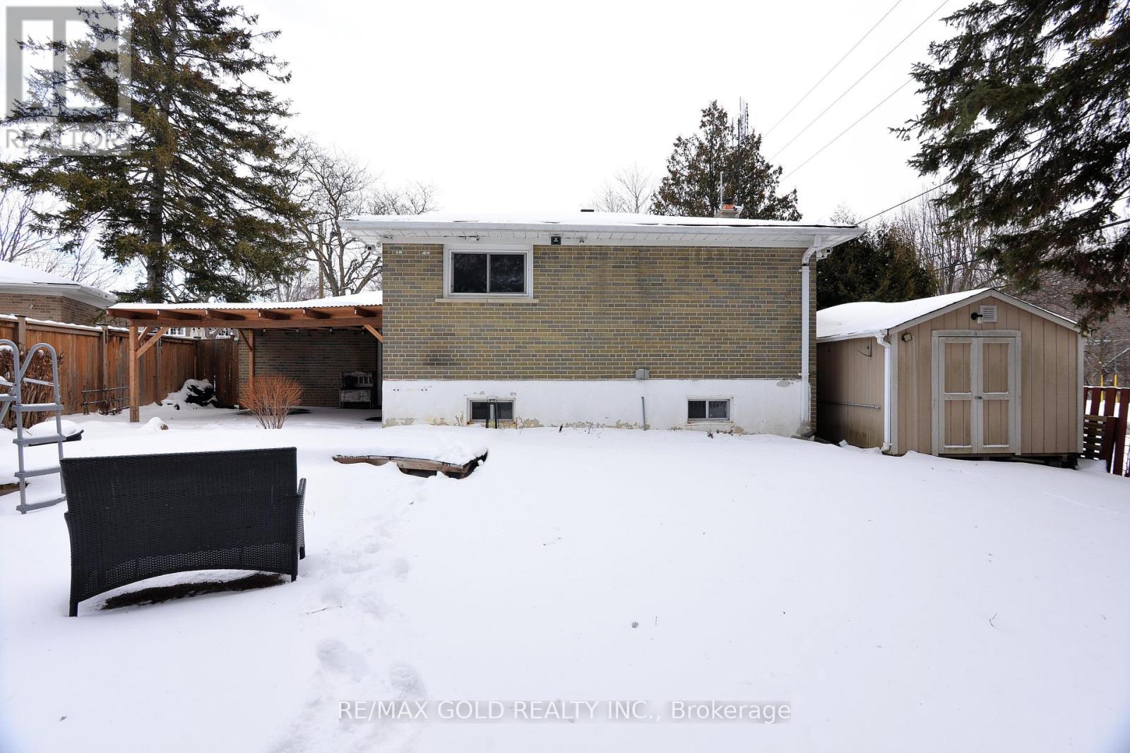 70 Greystone Crescent, Halton Hills (Georgetown), Ontario  L7G 1G9 - Photo 37 - W12960840