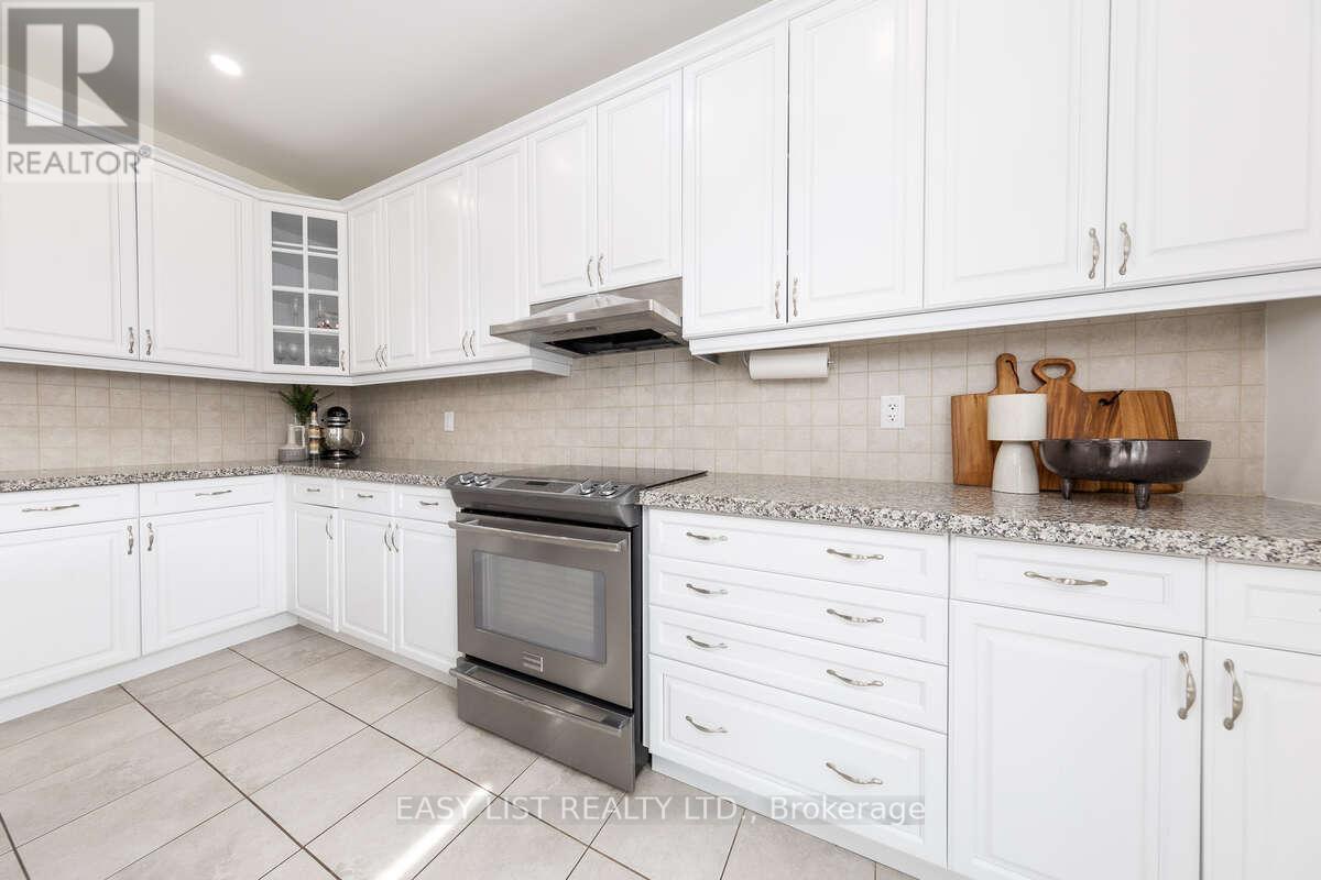 68 Jolana Crescent, Halton Hills (Georgetown), Ontario  L7G 0G4 - Photo 16 - W12962120