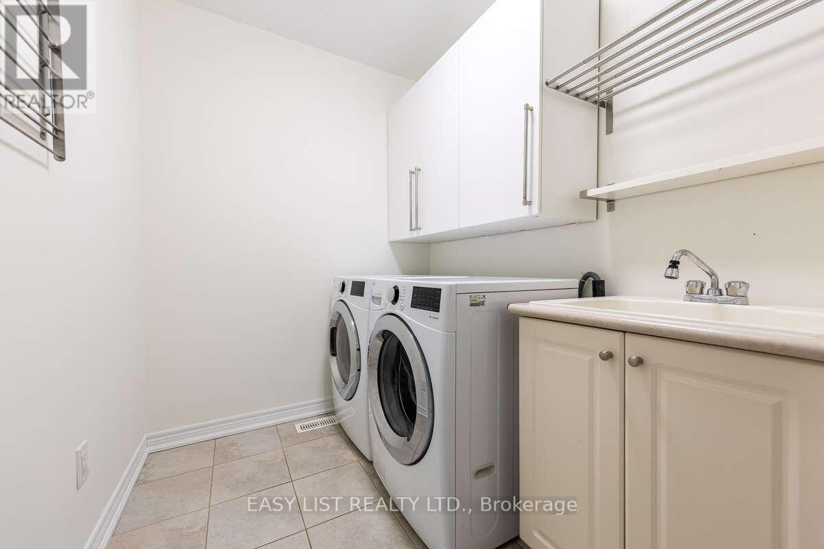 68 Jolana Crescent, Halton Hills (Georgetown), Ontario  L7G 0G4 - Photo 20 - W12962120