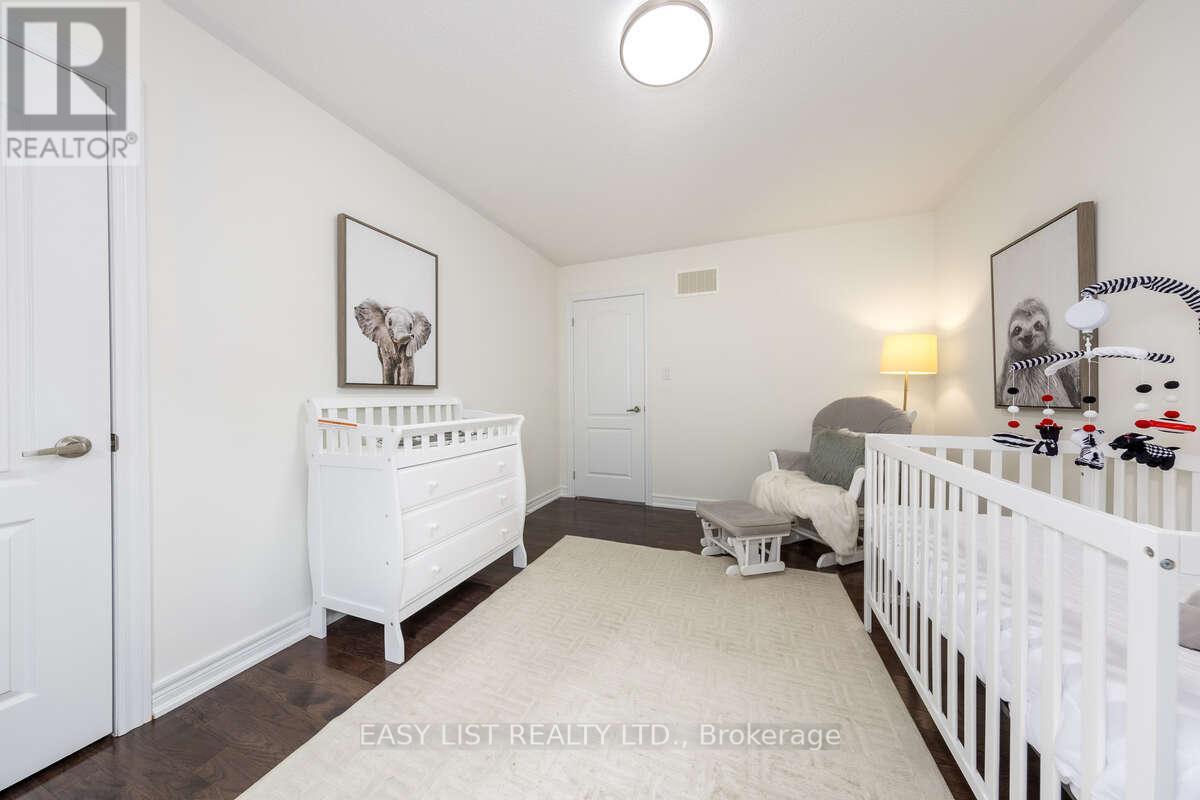 68 Jolana Crescent, Halton Hills (Georgetown), Ontario  L7G 0G4 - Photo 34 - W12962120