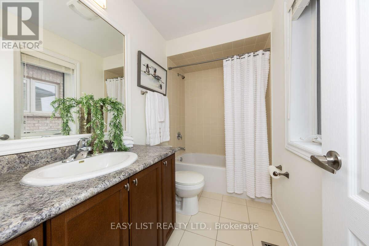 68 Jolana Crescent, Halton Hills (Georgetown), Ontario  L7G 0G4 - Photo 35 - W12962120