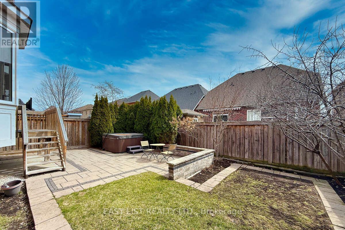 68 Jolana Crescent, Halton Hills (Georgetown), Ontario  L7G 0G4 - Photo 46 - W12962120