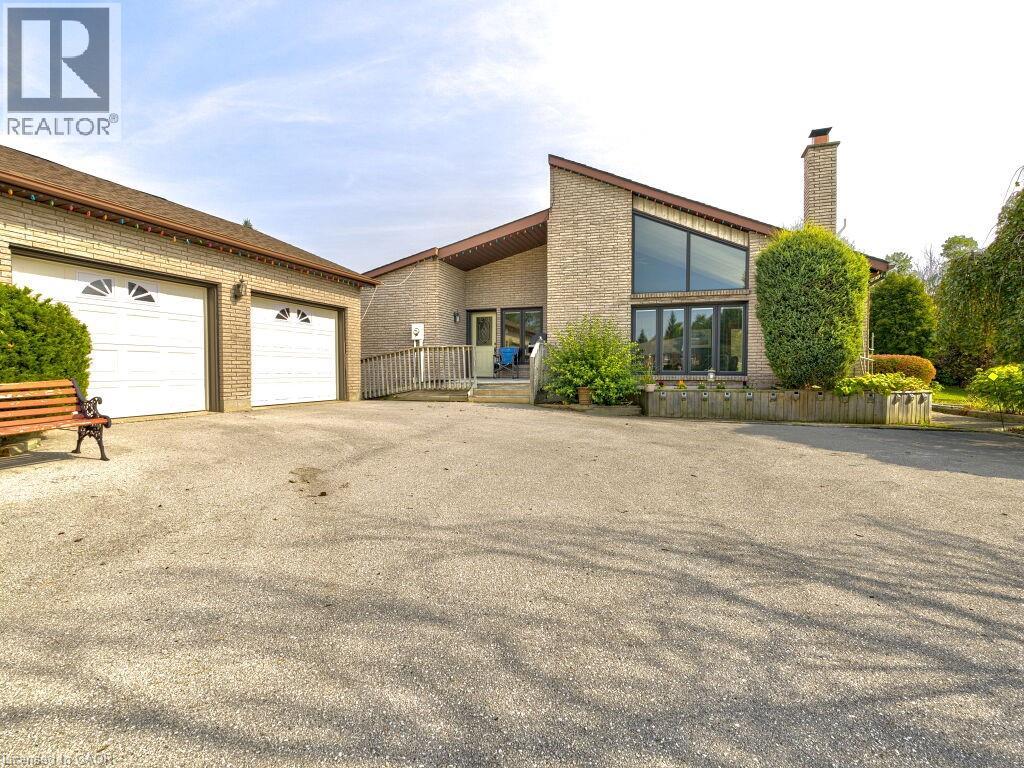 11331 Amos Drive, Milton, Ontario  L0P 1B0 - Photo 1 - 40817214