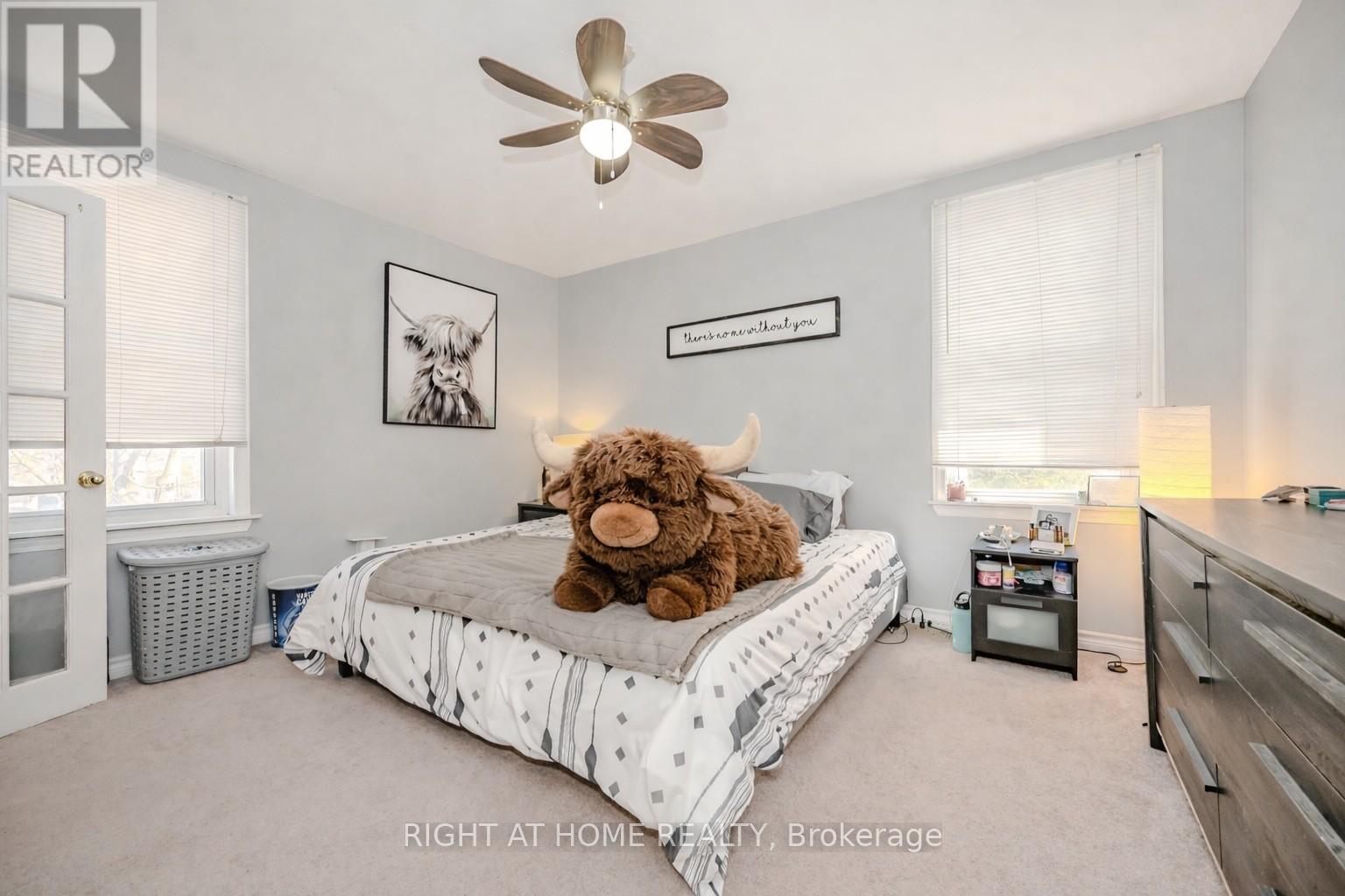 126 Poplar Avenue, Halton Hills (Ac Acton), Ontario  L7J 2E2 - Photo 13 - W12963176