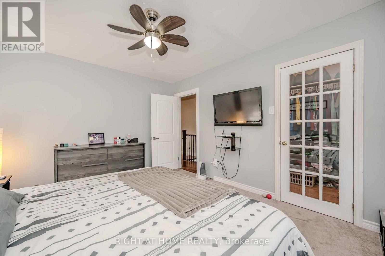 126 Poplar Avenue, Halton Hills (Ac Acton), Ontario  L7J 2E2 - Photo 15 - W12963176