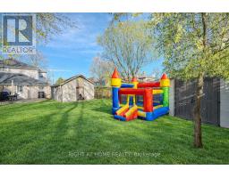 <div class="price">$739,900</div> 126 Poplar Avenue, Halton Hills (Ac Acton)<br><div style="margin-bottom:8px;"><small>Right At Home Realty</small></div><div class='bed_bath'>3 Bed | 2 Bath</div>