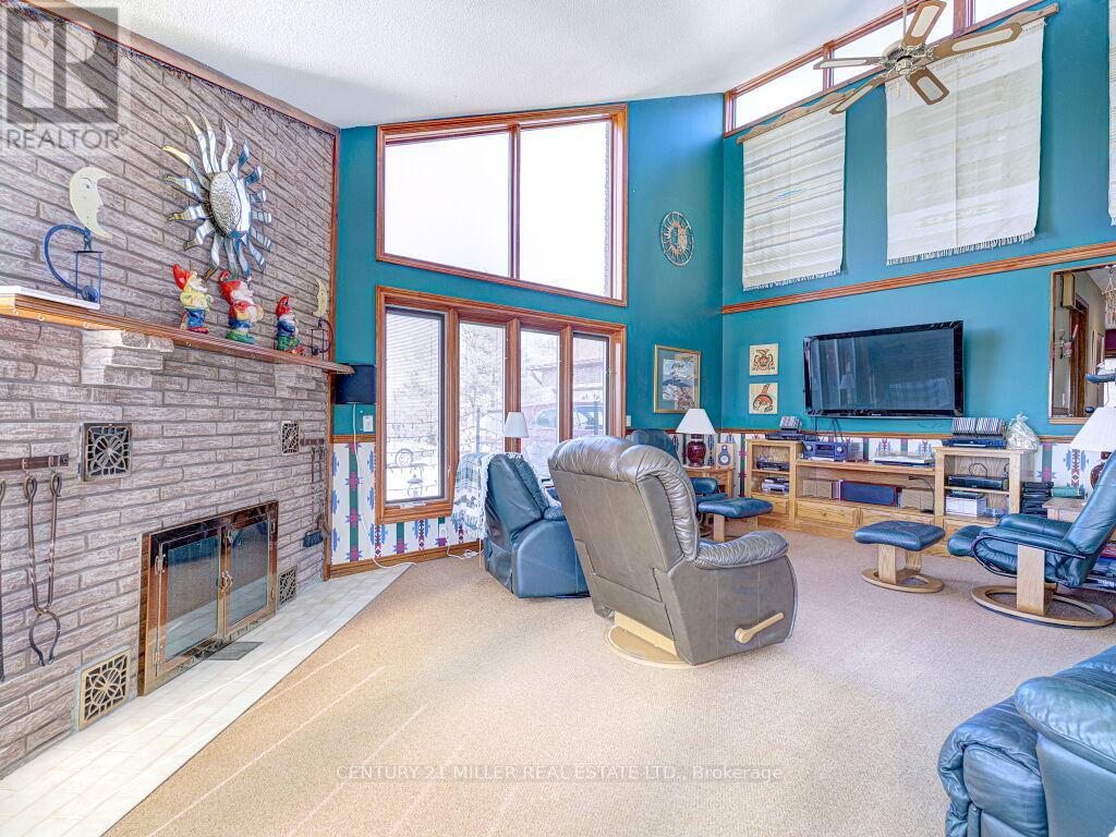 11331 Amos Drive, Milton (Brookville/haltonville), Ontario  L0P 1B0 - Photo 17 - W12963328