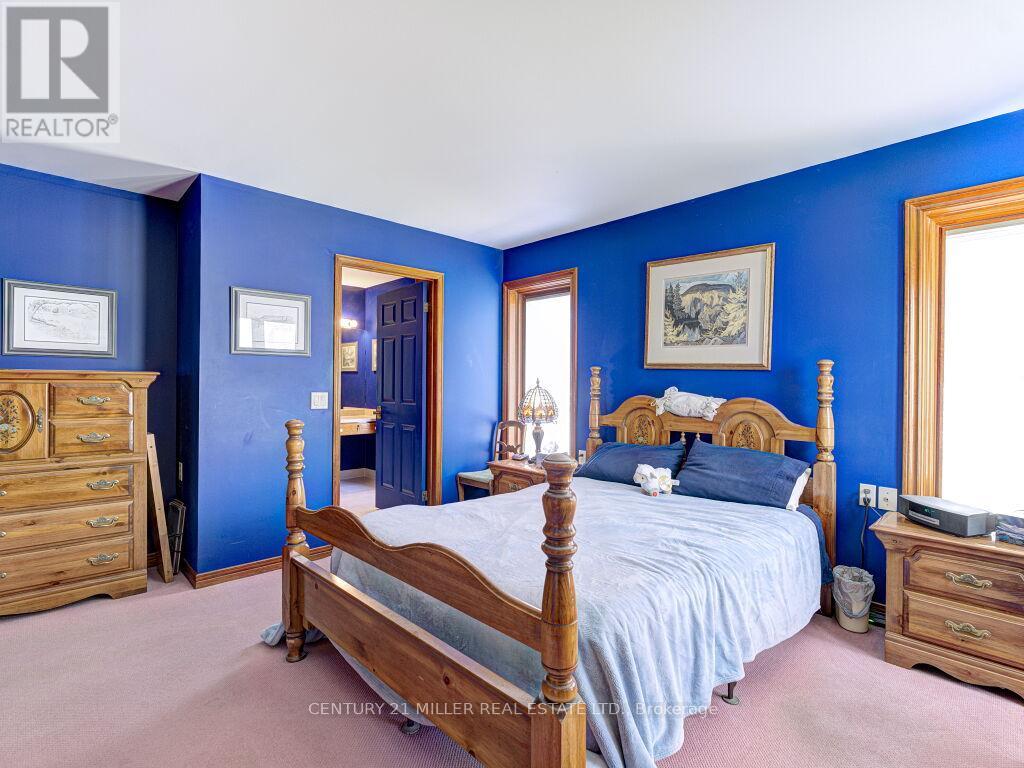 11331 Amos Drive, Milton (Brookville/haltonville), Ontario  L0P 1B0 - Photo 24 - W12963328