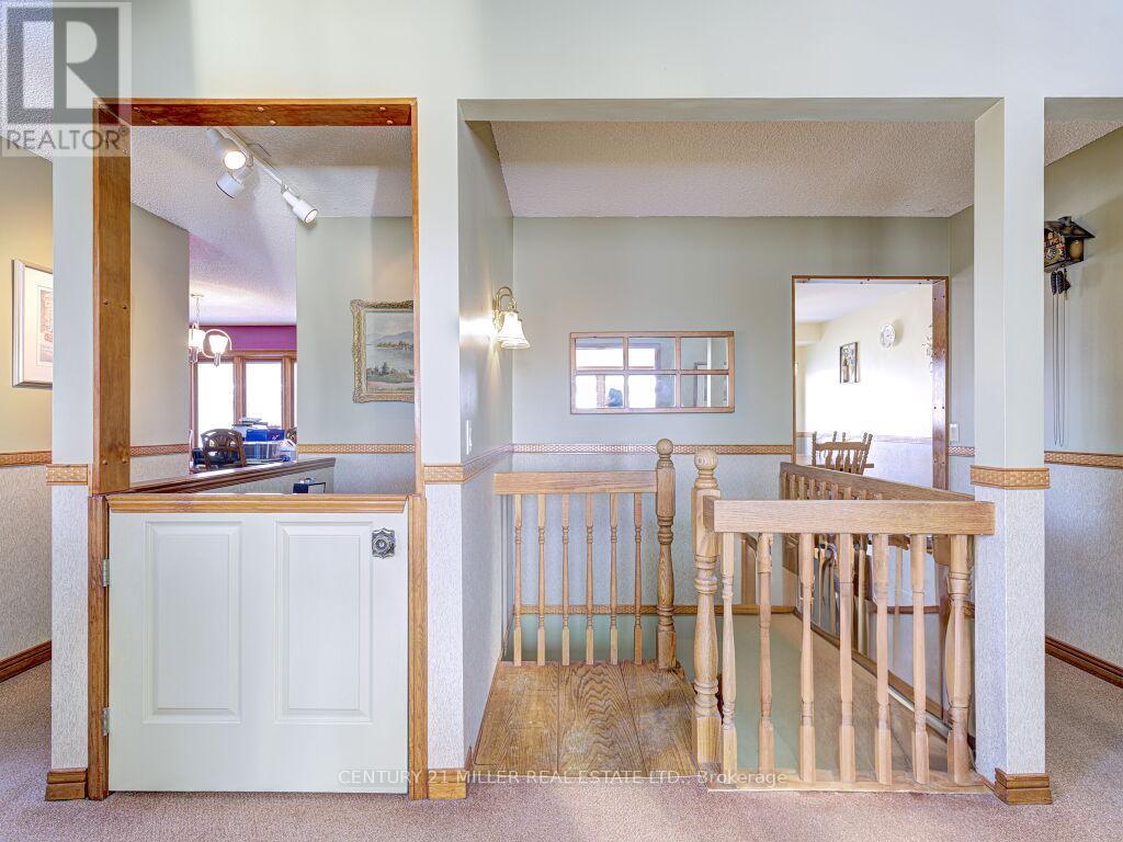 11331 Amos Drive, Milton (Brookville/haltonville), Ontario  L0P 1B0 - Photo 31 - W12963328