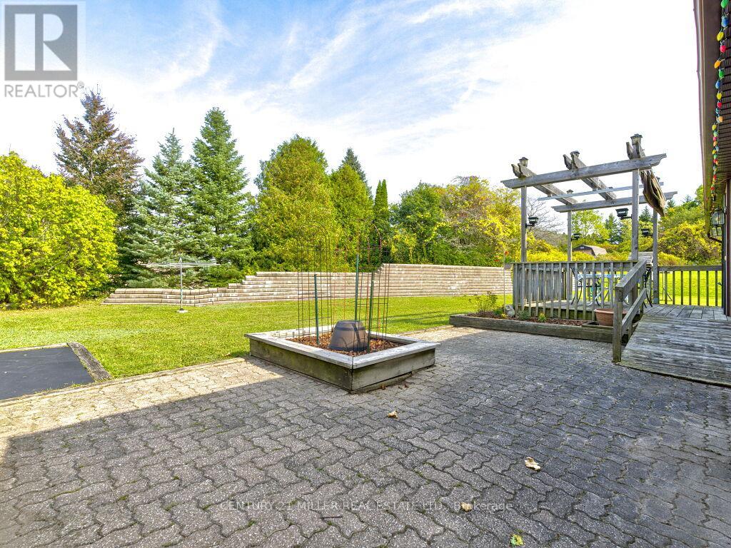 11331 Amos Drive, Milton (Brookville/haltonville), Ontario  L0P 1B0 - Photo 33 - W12963328