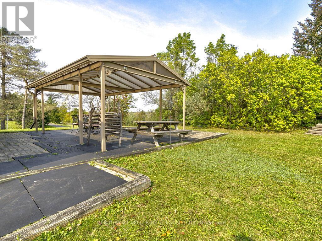 11331 Amos Drive, Milton (Brookville/haltonville), Ontario  L0P 1B0 - Photo 35 - W12963328