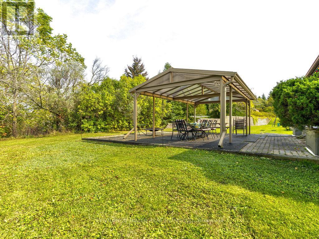 11331 Amos Drive, Milton (Brookville/haltonville), Ontario  L0P 1B0 - Photo 36 - W12963328