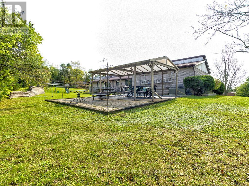 11331 Amos Drive, Milton (Brookville/haltonville), Ontario  L0P 1B0 - Photo 37 - W12963328