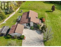 <div class="price">$1,629,000</div> 11331 Amos Drive, Milton (Brookville/haltonville)<br><div style="margin-bottom:8px;"><small>Century 21 Miller Real Estate Ltd.</small></div><div class='bed_bath'>3 Bed | 2 Bath</div>