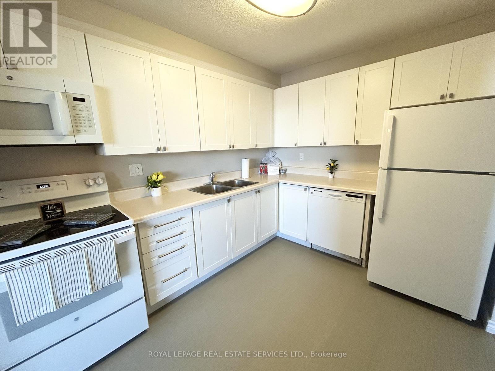 809 - 62 Park Avenue, Halton Hills (Georgetown), Ontario  L7G 4Z1 - Photo 5 - W12966524