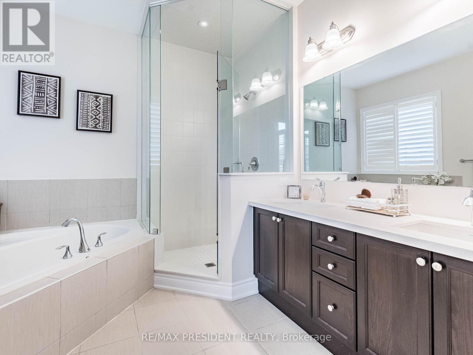 16 Monarch Drive, Halton Hills (Georgetown), Ontario  L7G 0M6 - Photo 26 - W12967696