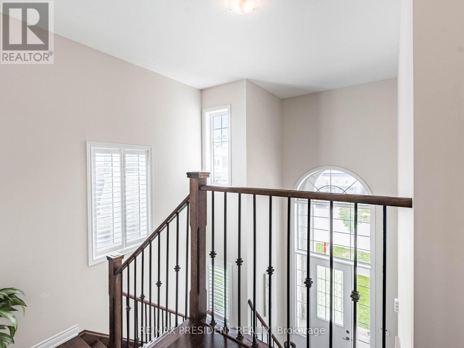 16 Monarch Drive, Halton Hills (Georgetown), Ontario  L7G 0M6 - Photo 36 - W12967696