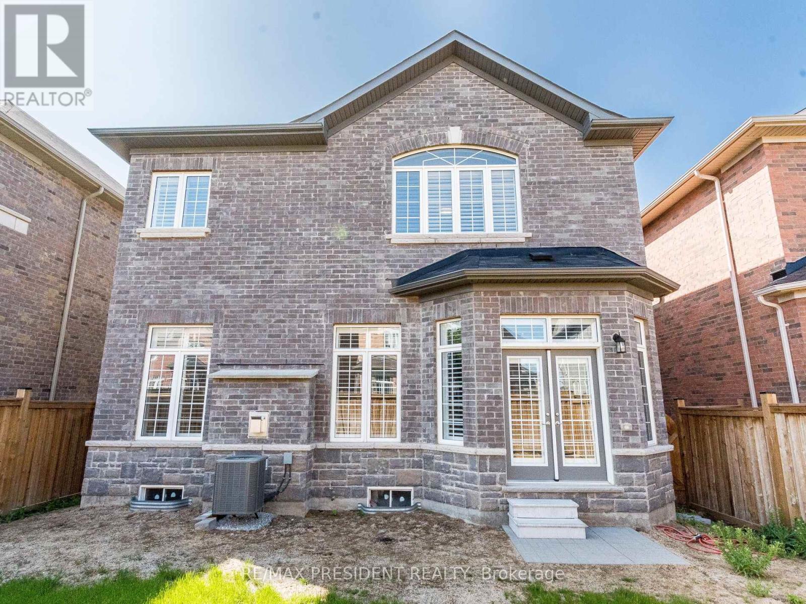 16 Monarch Drive, Halton Hills (Georgetown), Ontario  L7G 0M6 - Photo 41 - W12967696