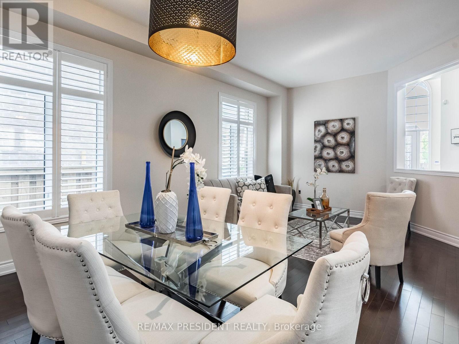 16 Monarch Drive, Halton Hills (Georgetown), Ontario  L7G 0M6 - Photo 9 - W12967696