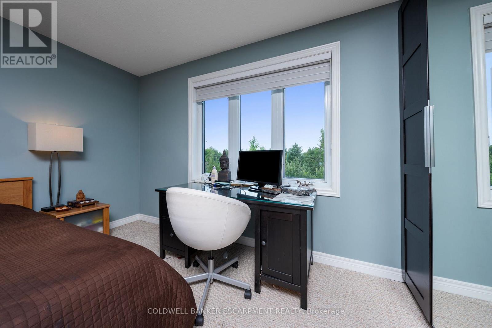 3 Morgan Drive, Halton Hills (Rural Halton Hills), Ontario  L7J 2L7 - Photo 36 - W12968544