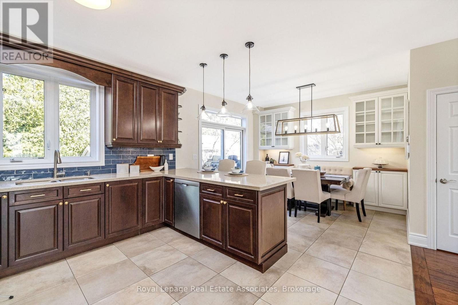 3 Beaver Street, Halton Hills (Glen Williams), Ontario  L7G 3P4 - Photo 12 - W12970110