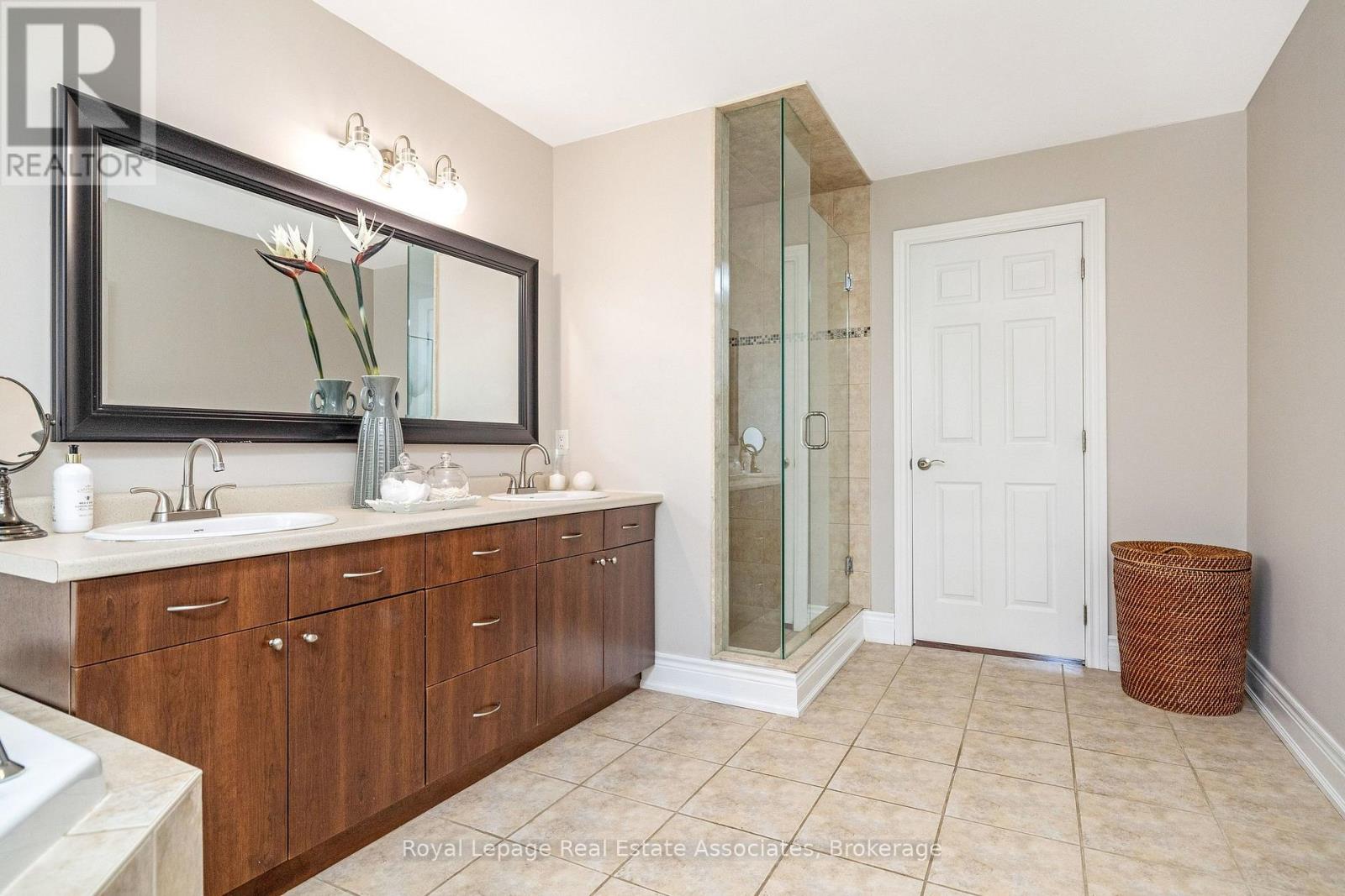 3 Beaver Street, Halton Hills (Glen Williams), Ontario  L7G 3P4 - Photo 25 - W12970110