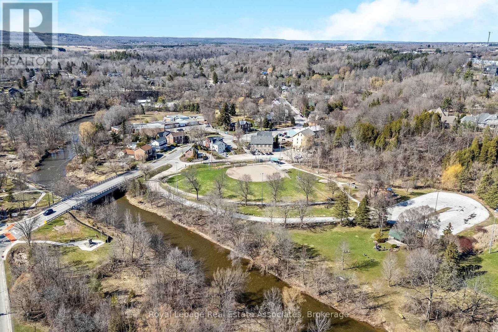 3 Beaver Street, Halton Hills (Glen Williams), Ontario  L7G 3P4 - Photo 42 - W12970110