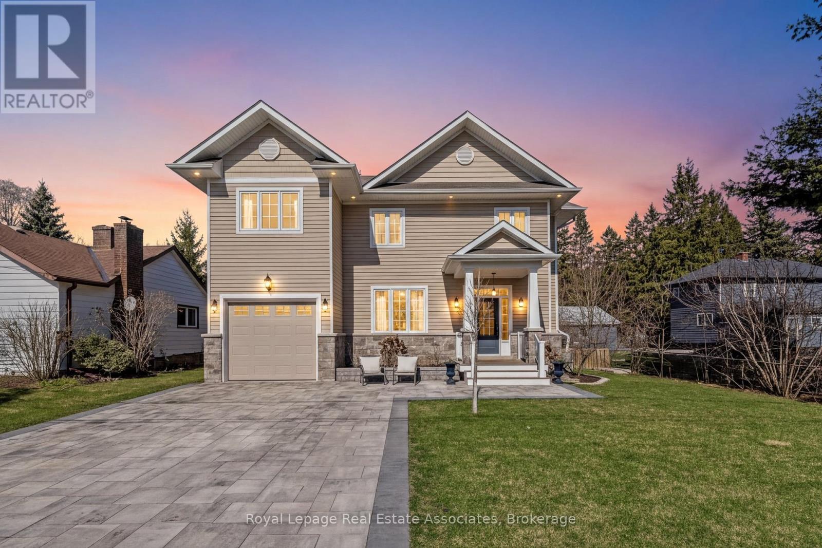 3 Beaver Street, Halton Hills (Glen Williams), Ontario  L7G 3P4 - Photo 45 - W12970110