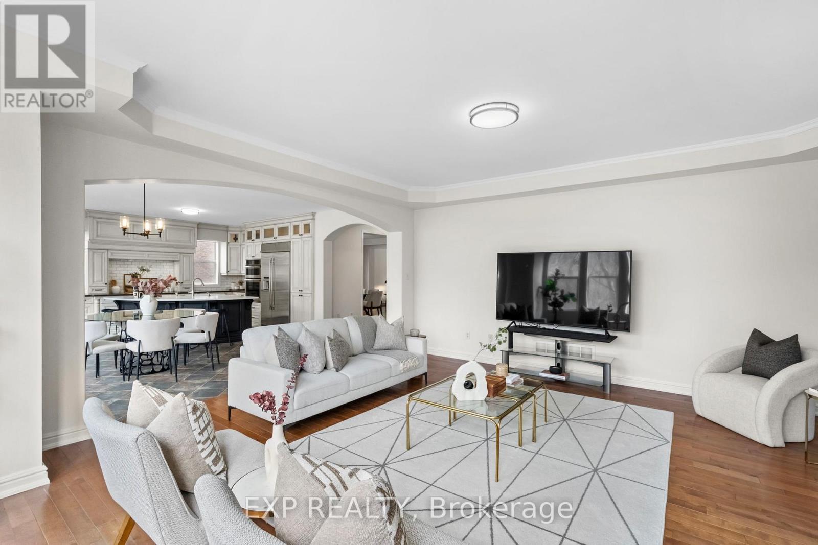 106 Arborglen Drive, Halton Hills (Georgetown), Ontario  L7G 6L4 - Photo 16 - W12970752