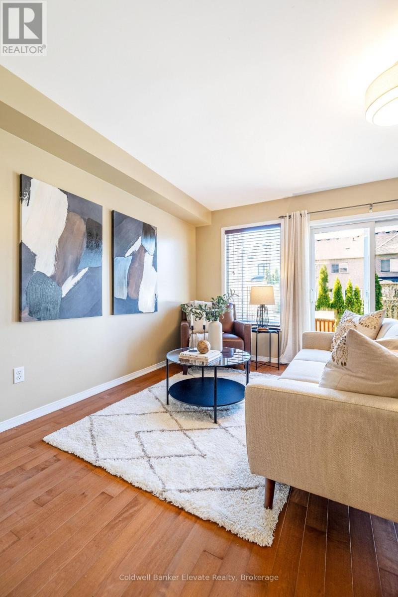 46 Harding Street, Halton Hills (Georgetown), Ontario  L7G 6B2 - Photo 13 - W12970918