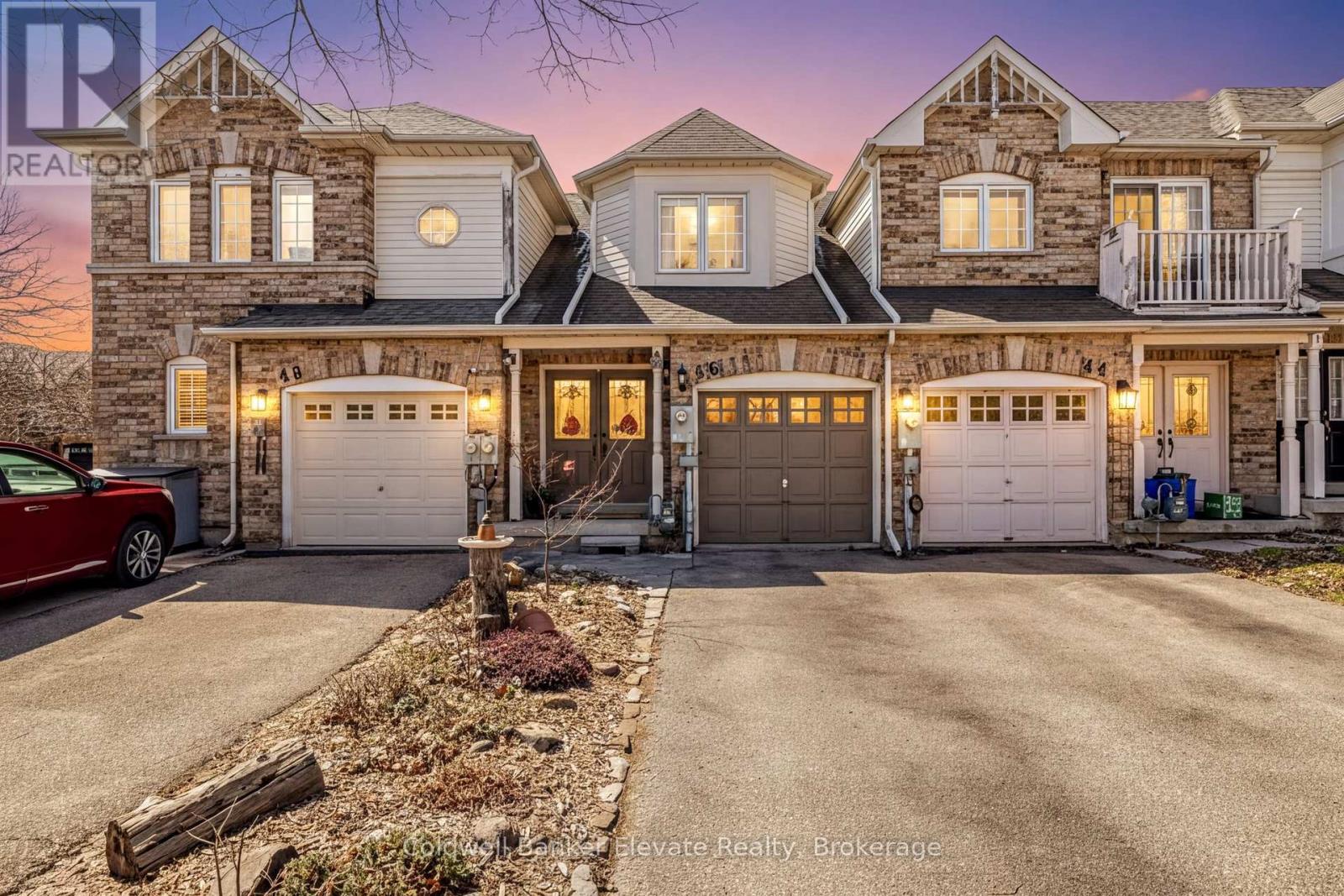 46 Harding Street, Halton Hills (Georgetown), Ontario  L7G 6B2 - Photo 2 - W12970918