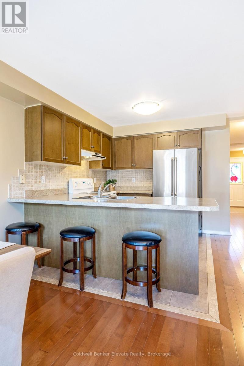 46 Harding Street, Halton Hills (Georgetown), Ontario  L7G 6B2 - Photo 24 - W12970918