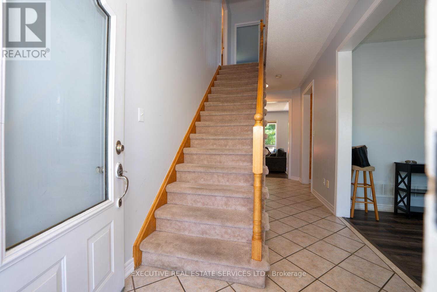 39 Hurst Street, Halton Hills (Ac Acton), Ontario  L7J 2Z8 - Photo 27 - W12971044