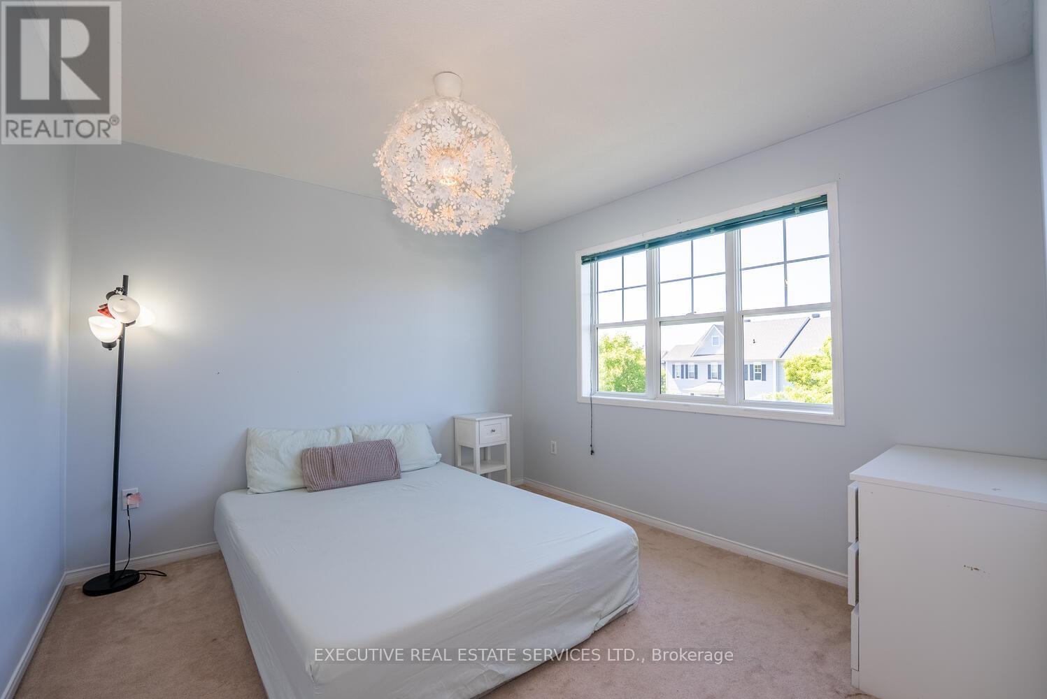 39 Hurst Street, Halton Hills (Ac Acton), Ontario  L7J 2Z8 - Photo 35 - W12971044