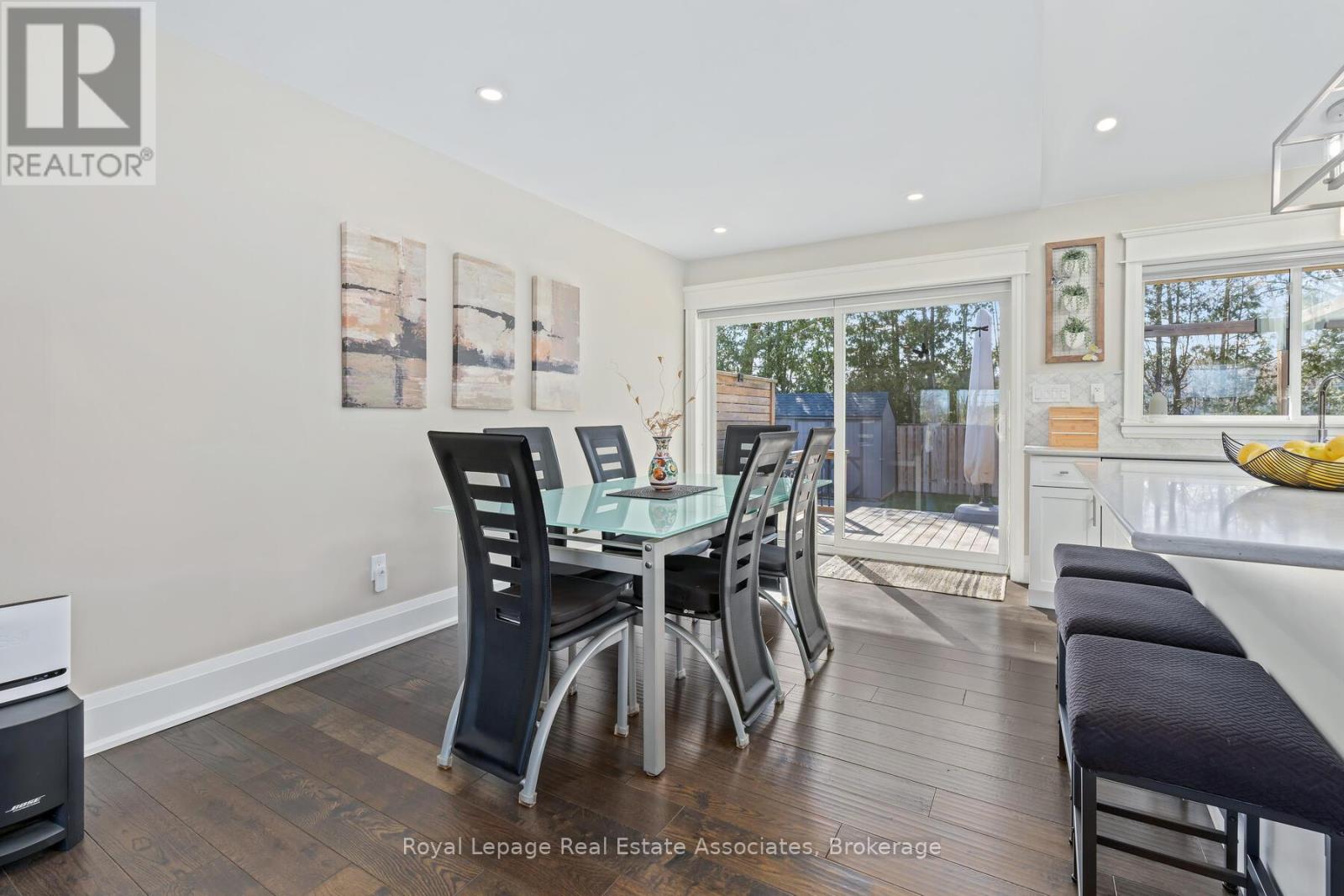 24 Stevens Crescent, Halton Hills (Georgetown), Ontario  L7G 1B6 - Photo 15 - W12971126