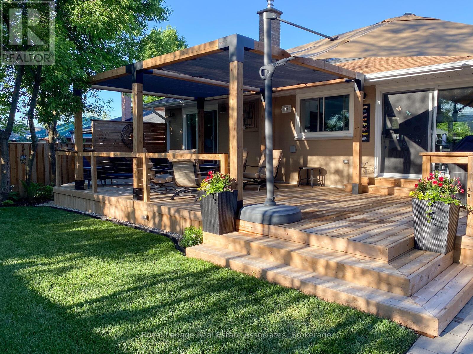 24 Stevens Crescent, Halton Hills (Georgetown), Ontario  L7G 1B6 - Photo 28 - W12971126