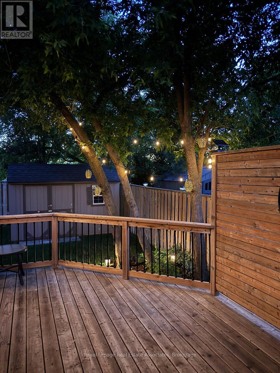 24 Stevens Crescent, Halton Hills (Georgetown), Ontario  L7G 1B6 - Photo 36 - W12971126