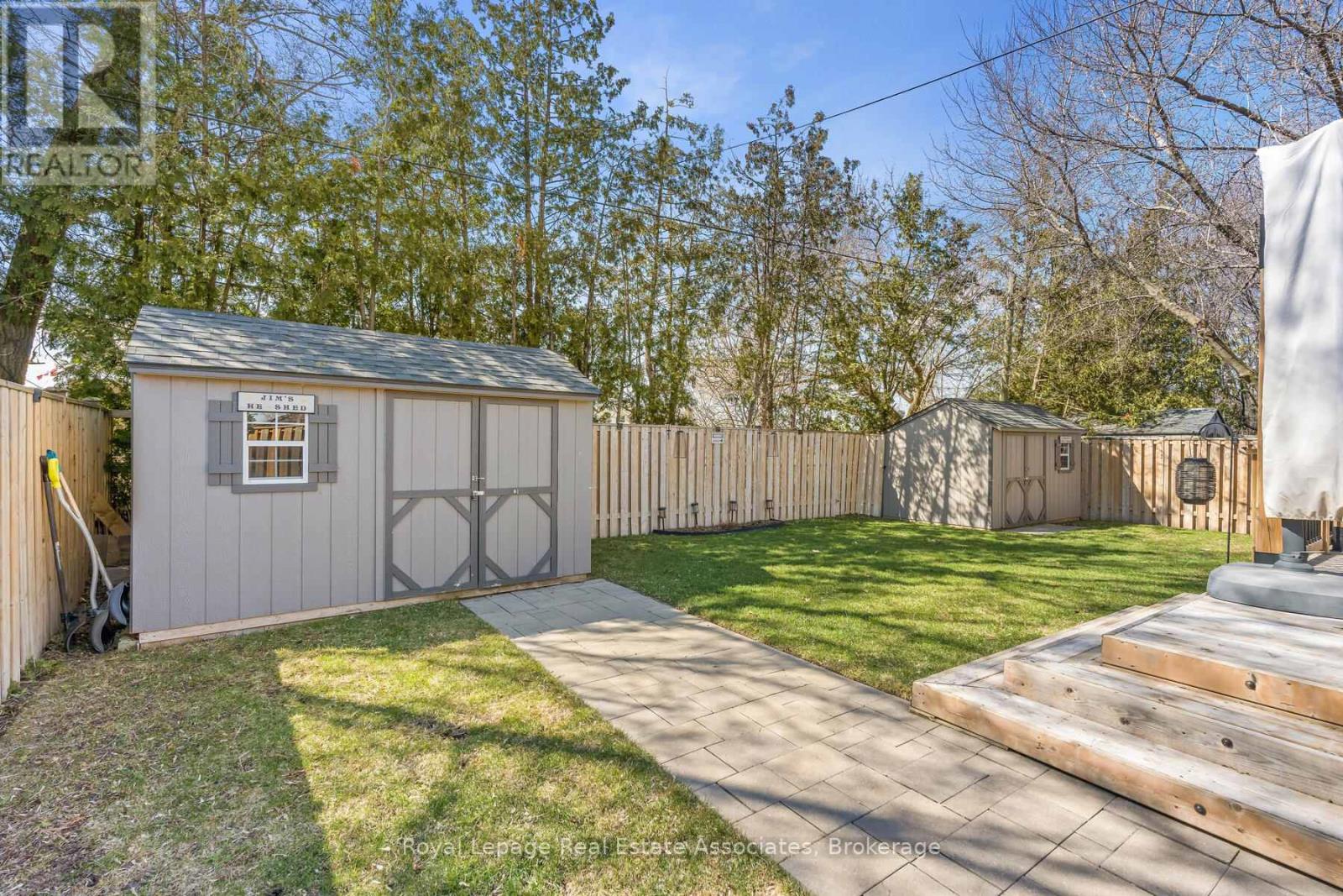 24 Stevens Crescent, Halton Hills (Georgetown), Ontario  L7G 1B6 - Photo 37 - W12971126