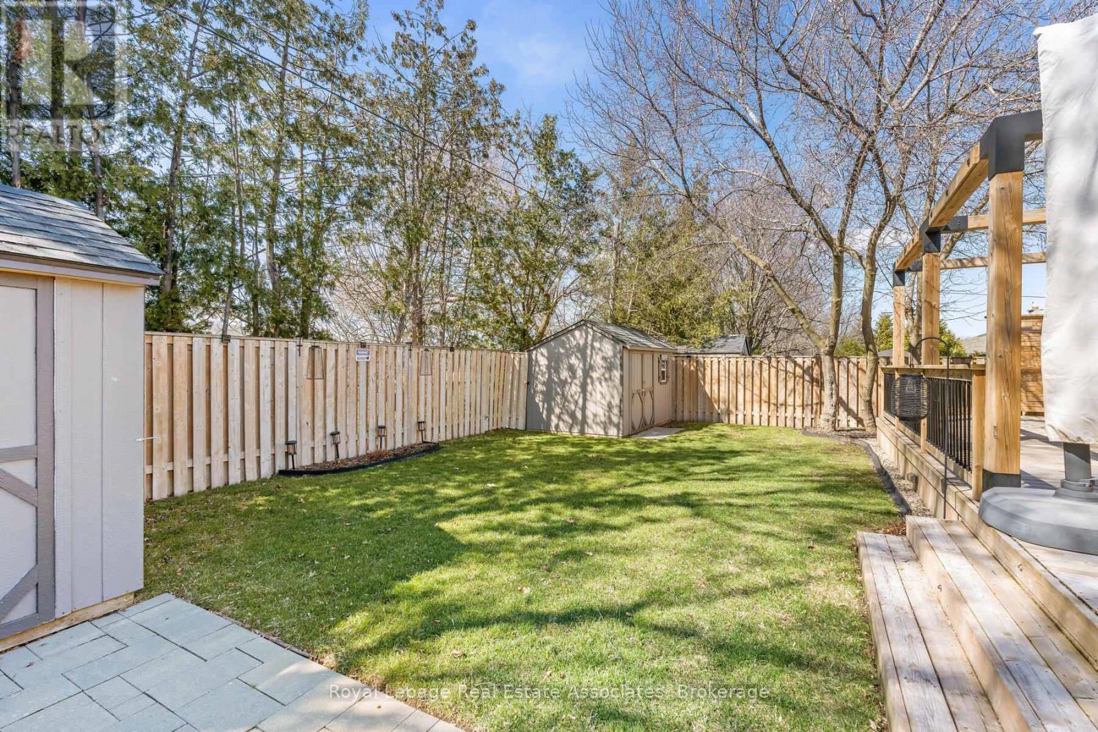 24 Stevens Crescent, Halton Hills (Georgetown), Ontario  L7G 1B6 - Photo 38 - W12971126