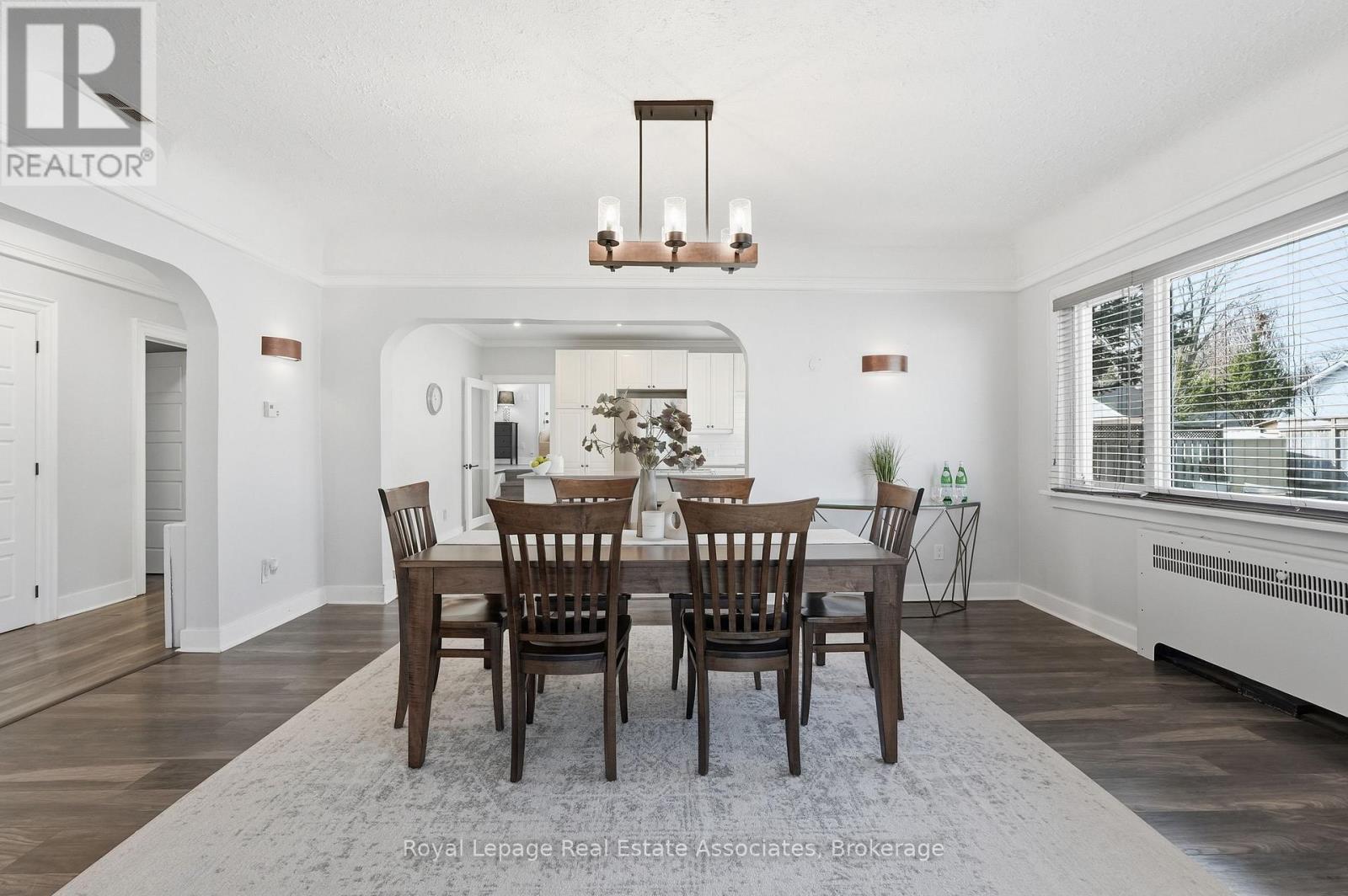 56 King Street, Halton Hills (Georgetown), Ontario  L7G 2G4 - Photo 11 - W12971148