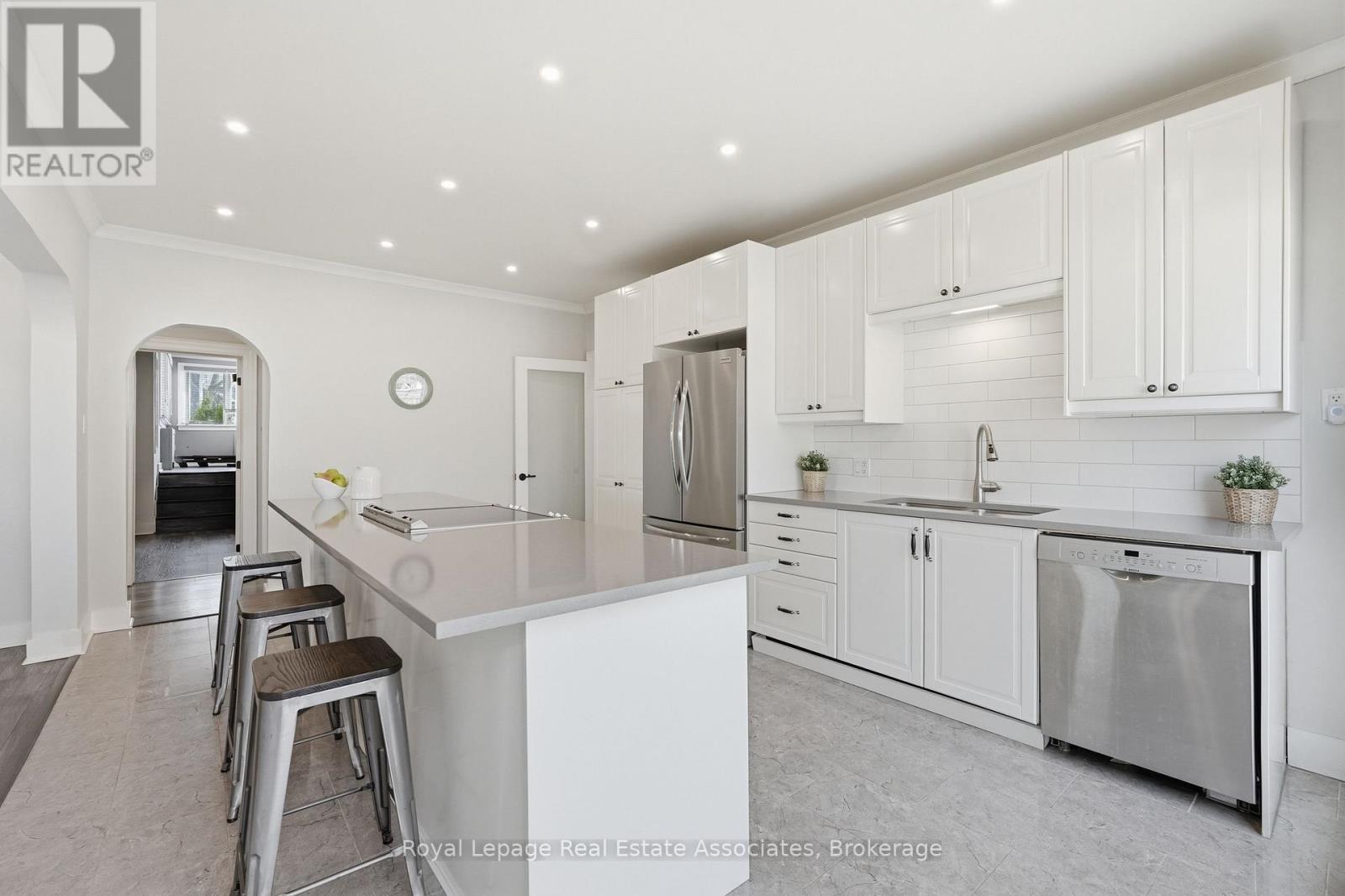 56 King Street, Halton Hills (Georgetown), Ontario  L7G 2G4 - Photo 19 - W12971148