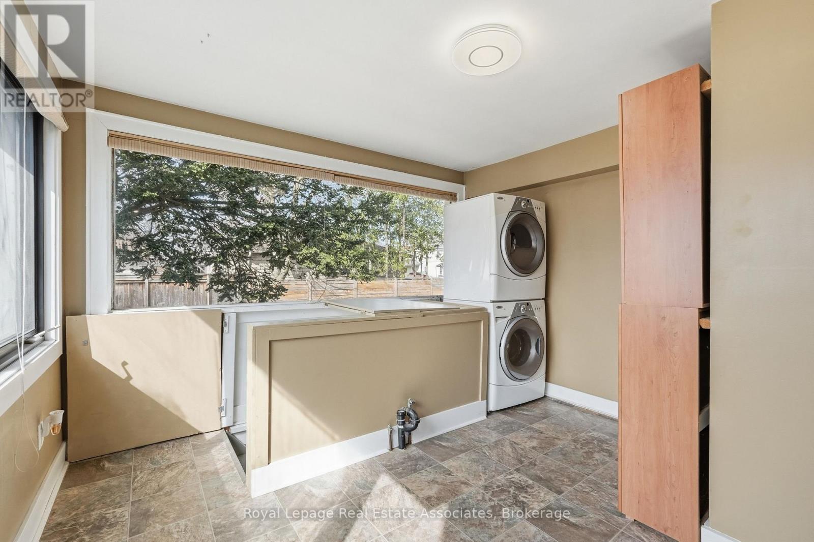 56 King Street, Halton Hills (Georgetown), Ontario  L7G 2G4 - Photo 35 - W12971148