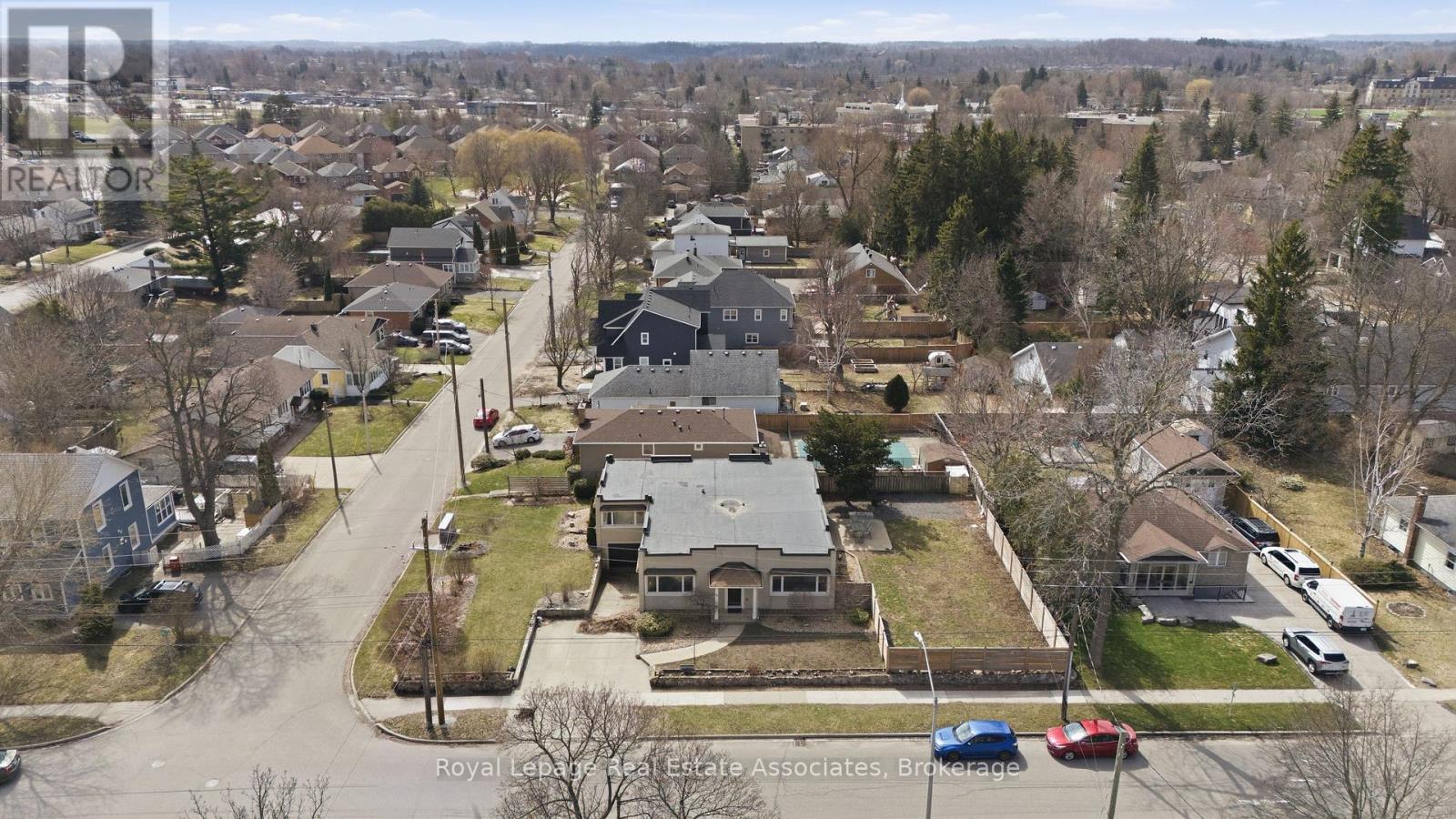 56 King Street, Halton Hills (Georgetown), Ontario  L7G 2G4 - Photo 47 - W12971148