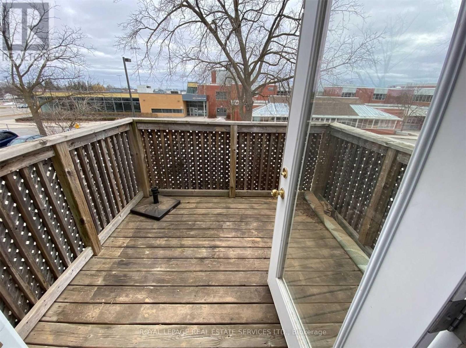 D - 76 Guelph Street, Halton Hills (Georgetown), Ontario  L7G 3Z5 - Photo 10 - W12971346